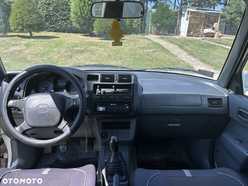 Toyota RAV4 - 3