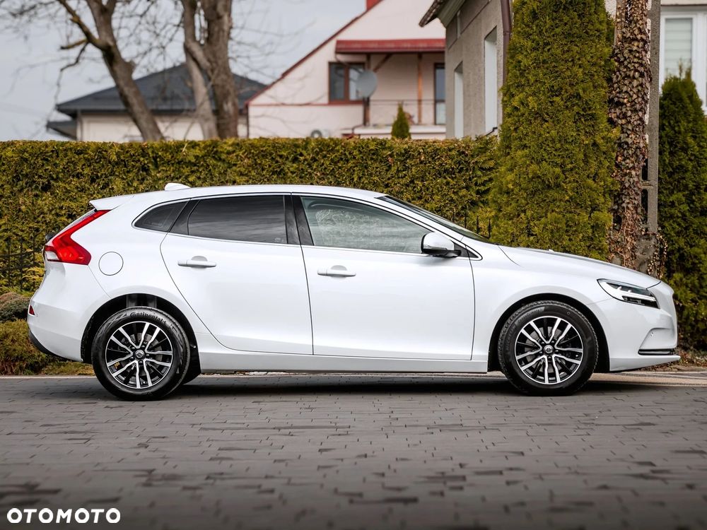 Volvo V40 T2 Inscription - 6