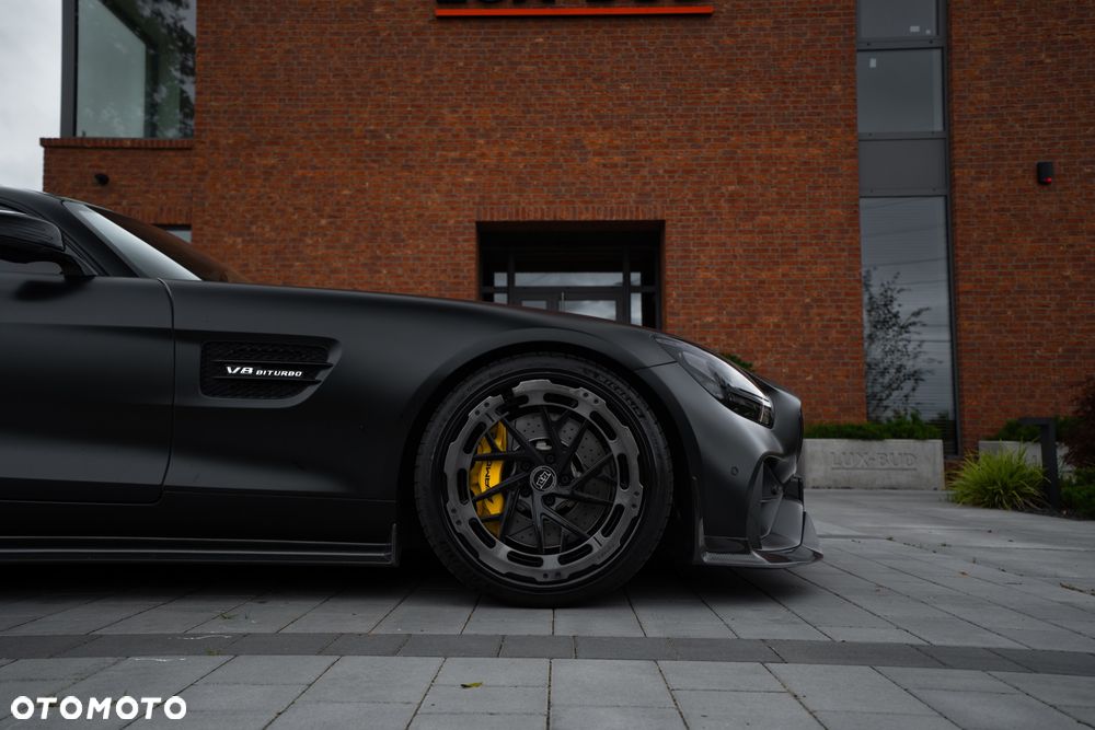 Mercedes-Benz AMG GT - 15