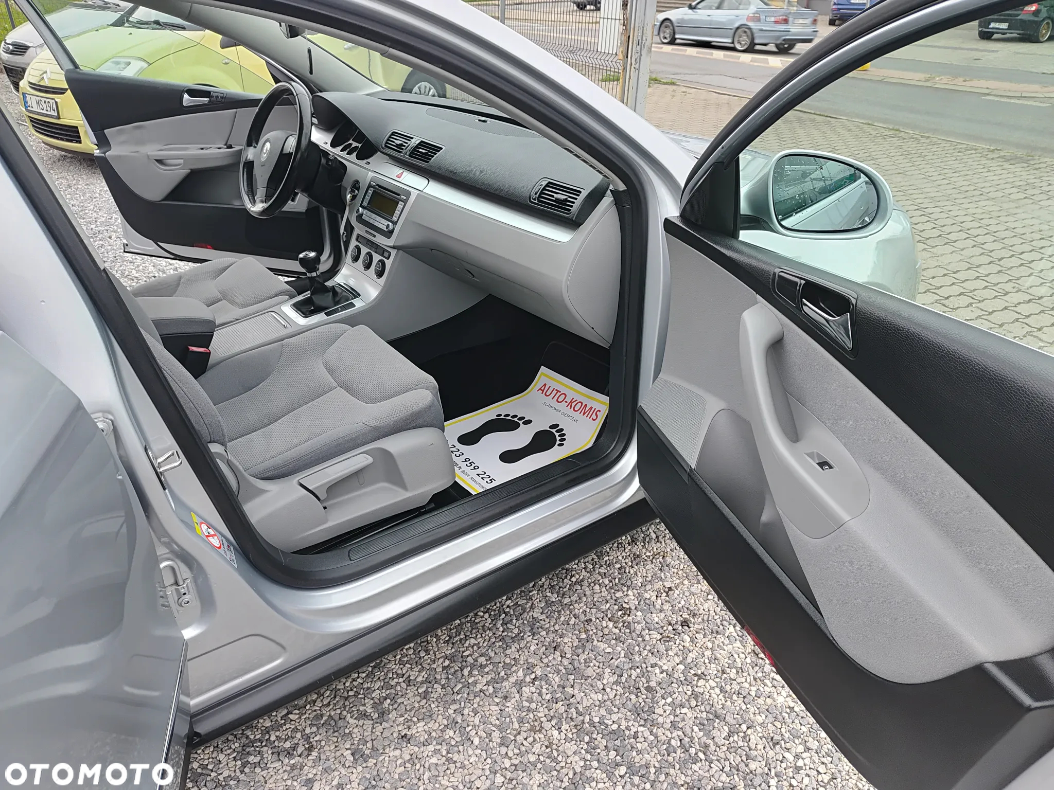Volkswagen Passat 2.0 TDI Comfortline - 21
