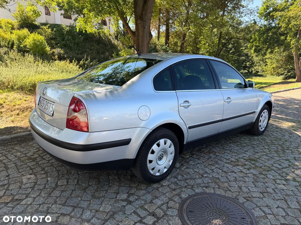 Volkswagen Passat 1.9 TDI - 19