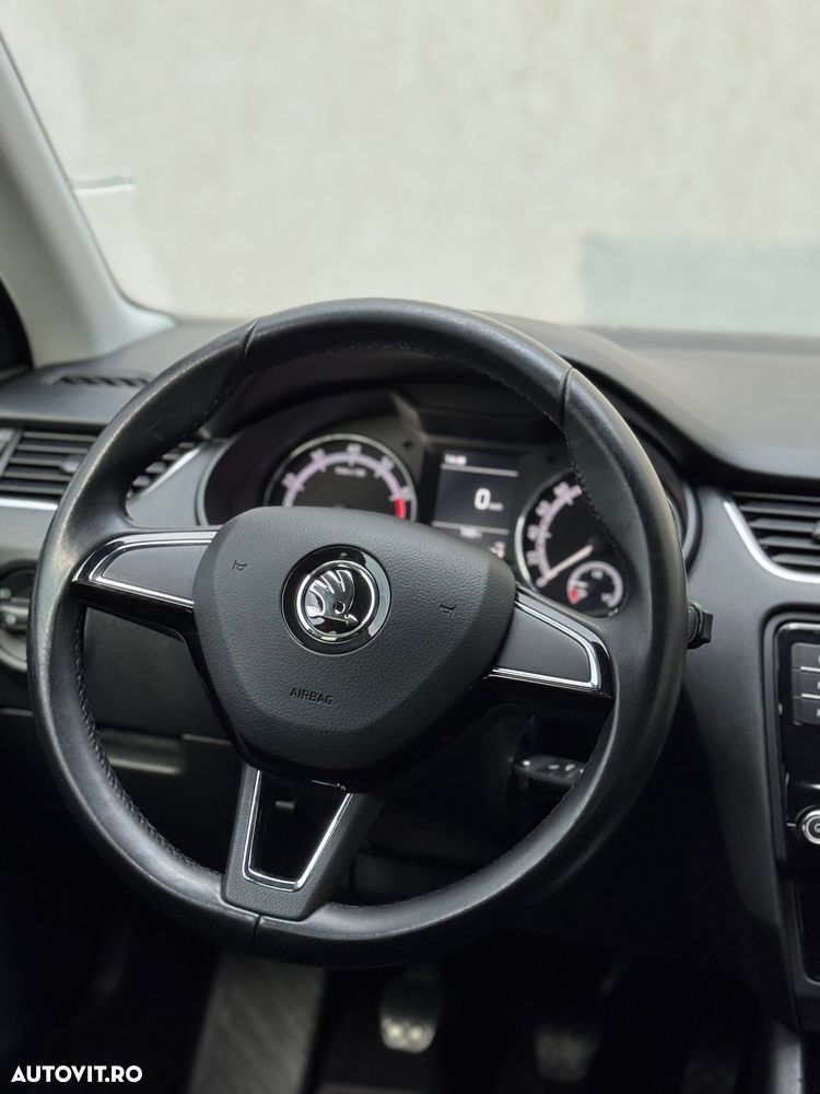 Skoda Octavia - 16