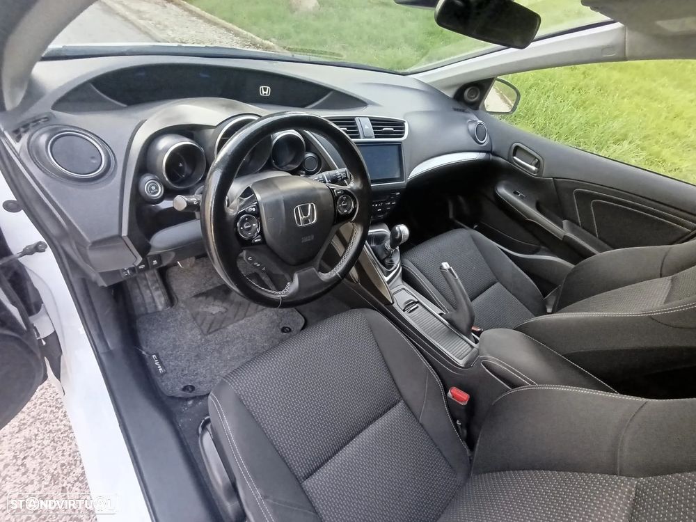 Honda Civic Tourer 1.6 i-DTEC Sport Navi - 14