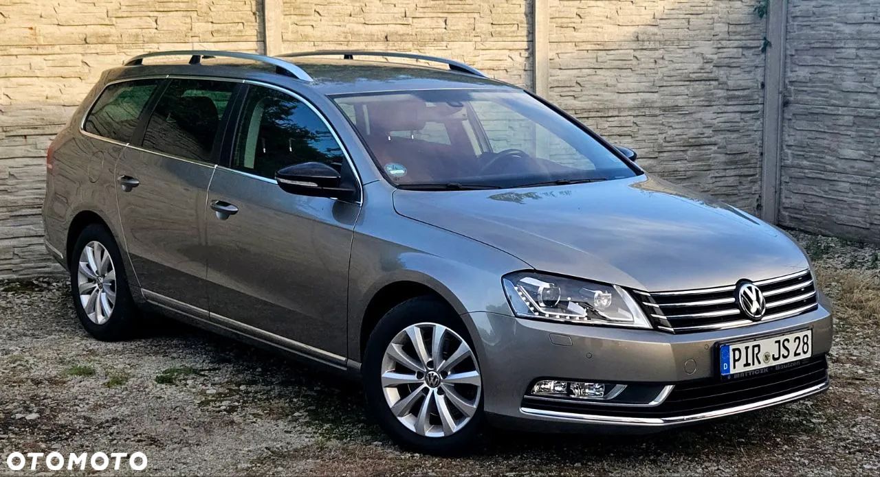 Volkswagen Passat 2.0 TDI Comfortline DSG - 1