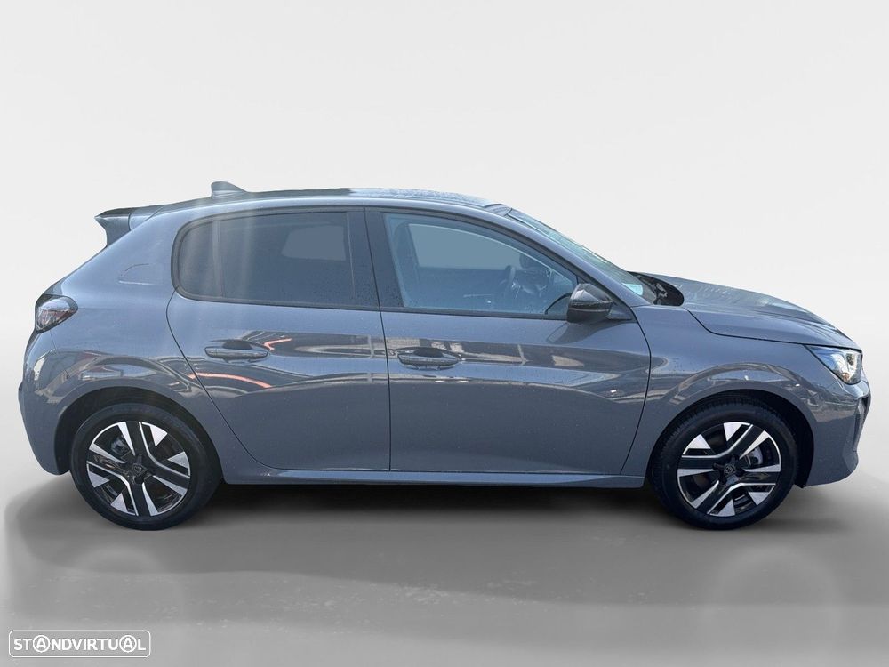 Peugeot 208 - 6