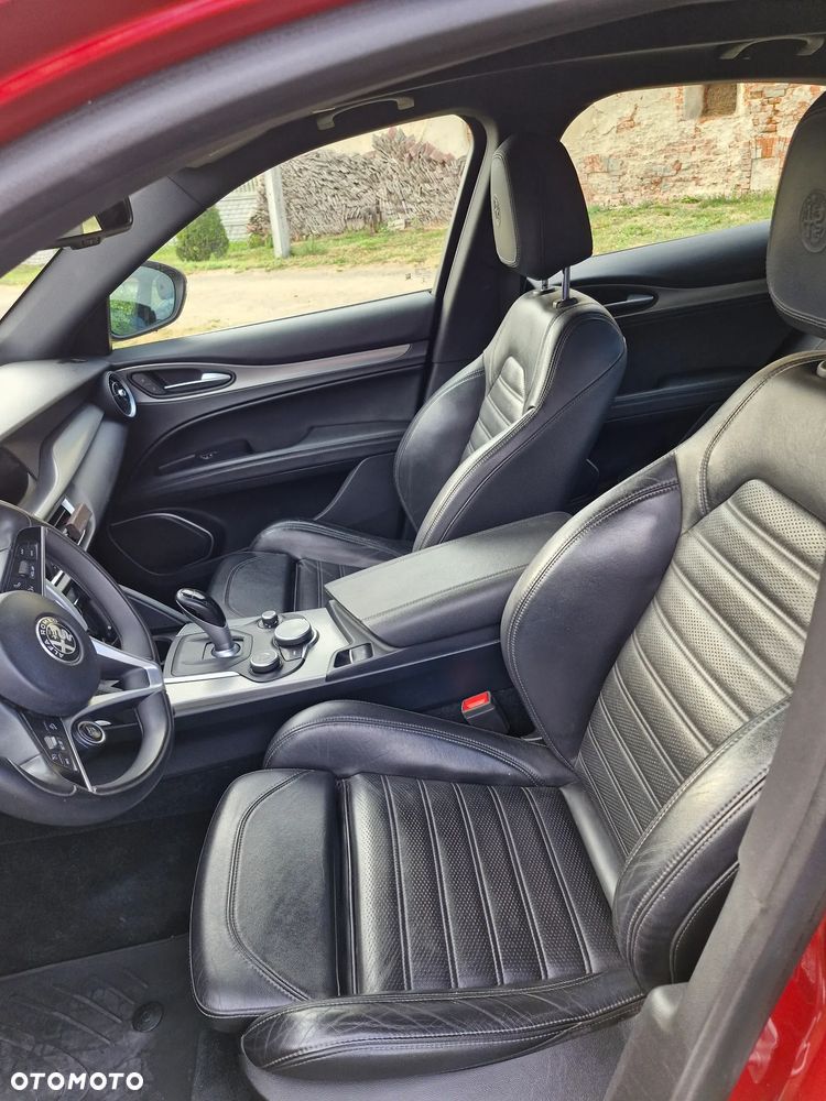 Alfa Romeo Stelvio 2.0 Turbo Executive Q4 - 11