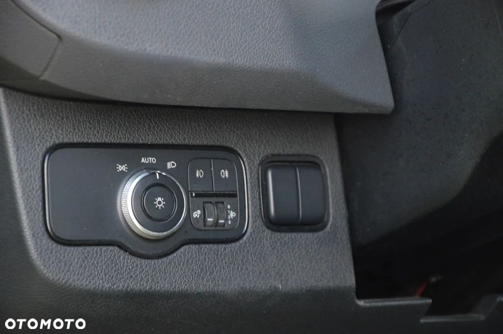 Mercedes-Benz SPRINTER L2H2 - 22