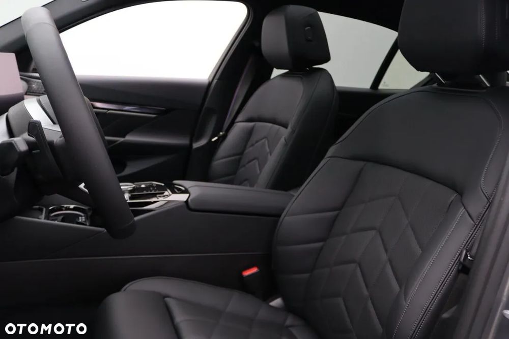BMW i5 83.9kWh xDrive40 M Sport - 23