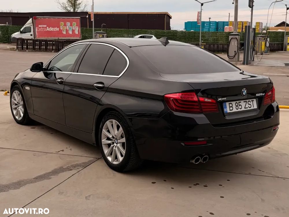 BMW Seria 5 525d xDrive AT - 3