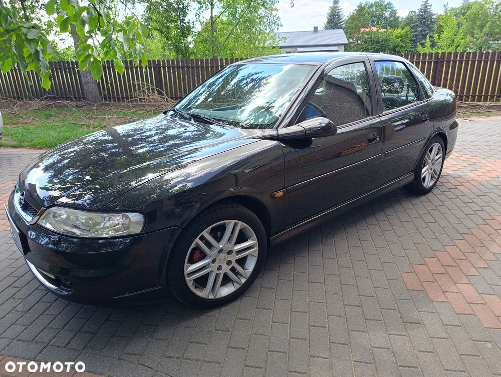 Opel Vectra - 8