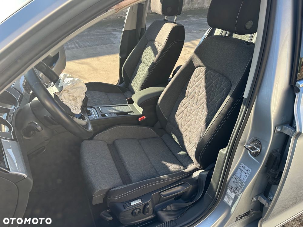 Volkswagen Passat 2.0 TDI SCR Style DSG - 16