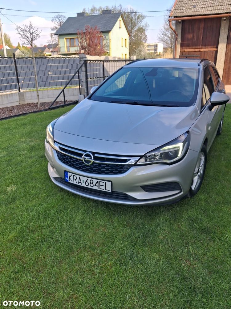 Opel Astra 1.6 CDTI Active - 1