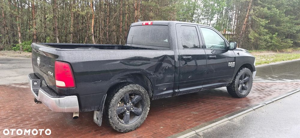RAM 1500 - 10