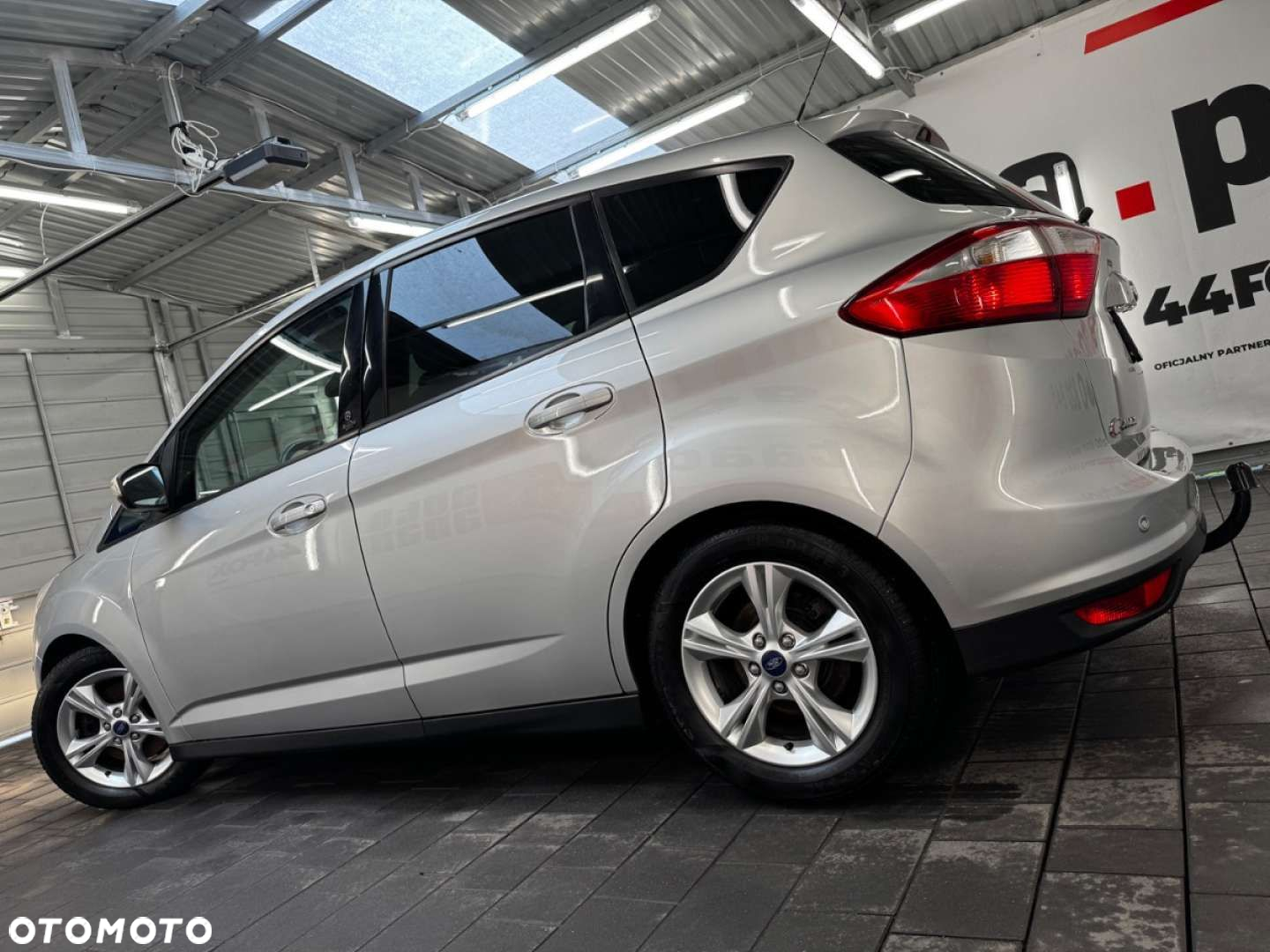 Ford C-MAX 2.0 TDCi Champions Edition - 14