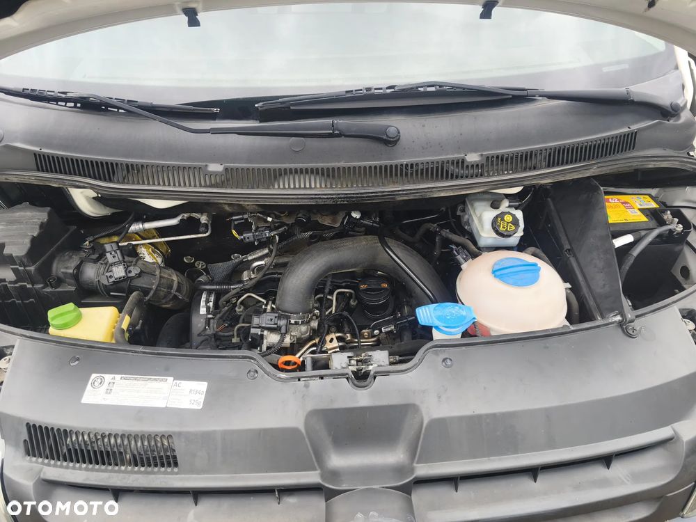 Volkswagen Transporter - 12