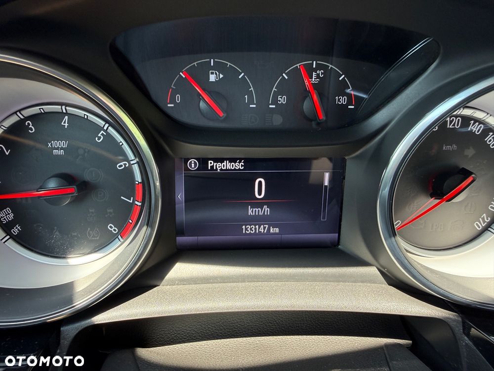 Opel Astra 1.4 T Elite - 16