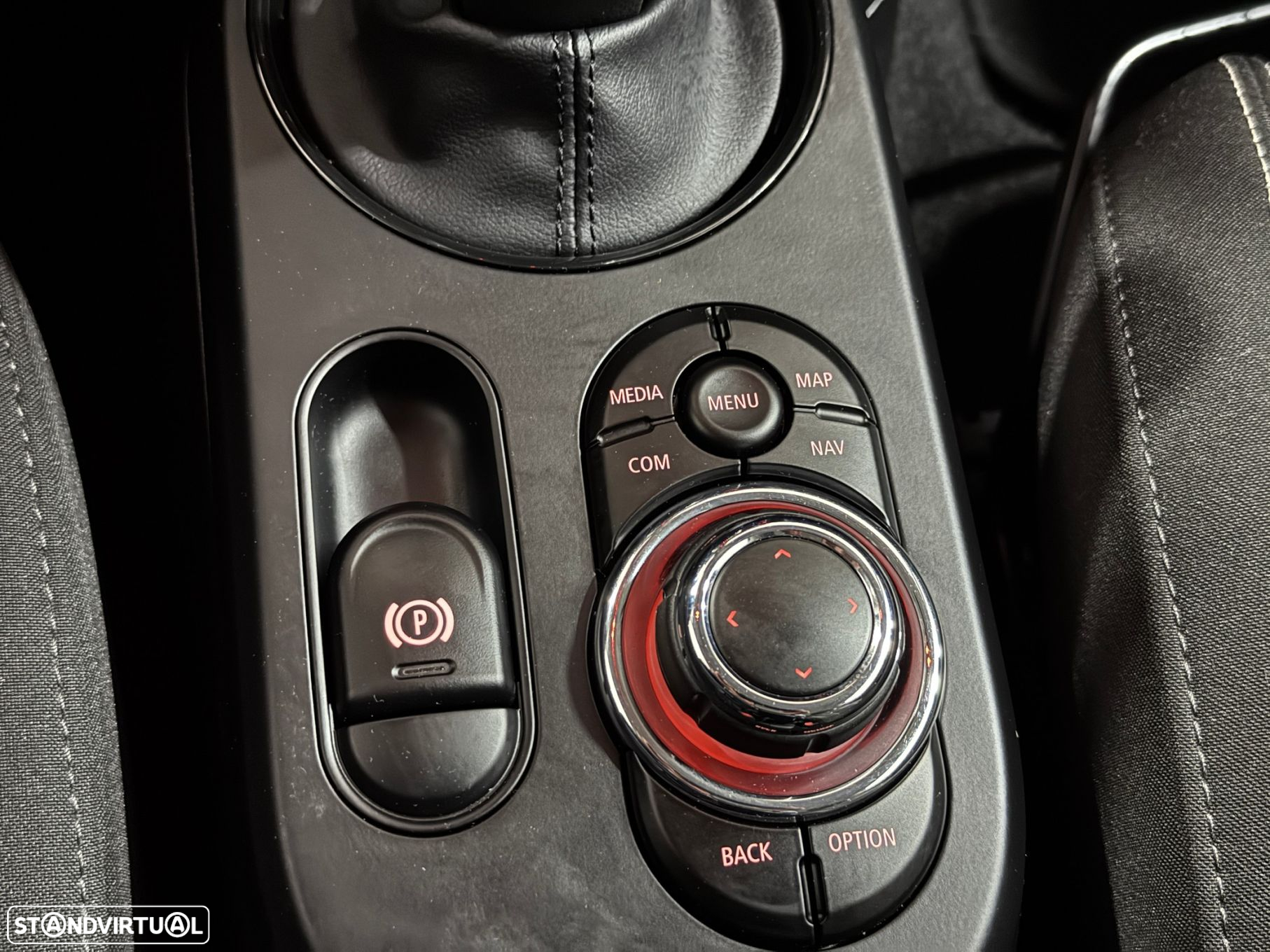MINI 3 Portas Cooper SE - 29