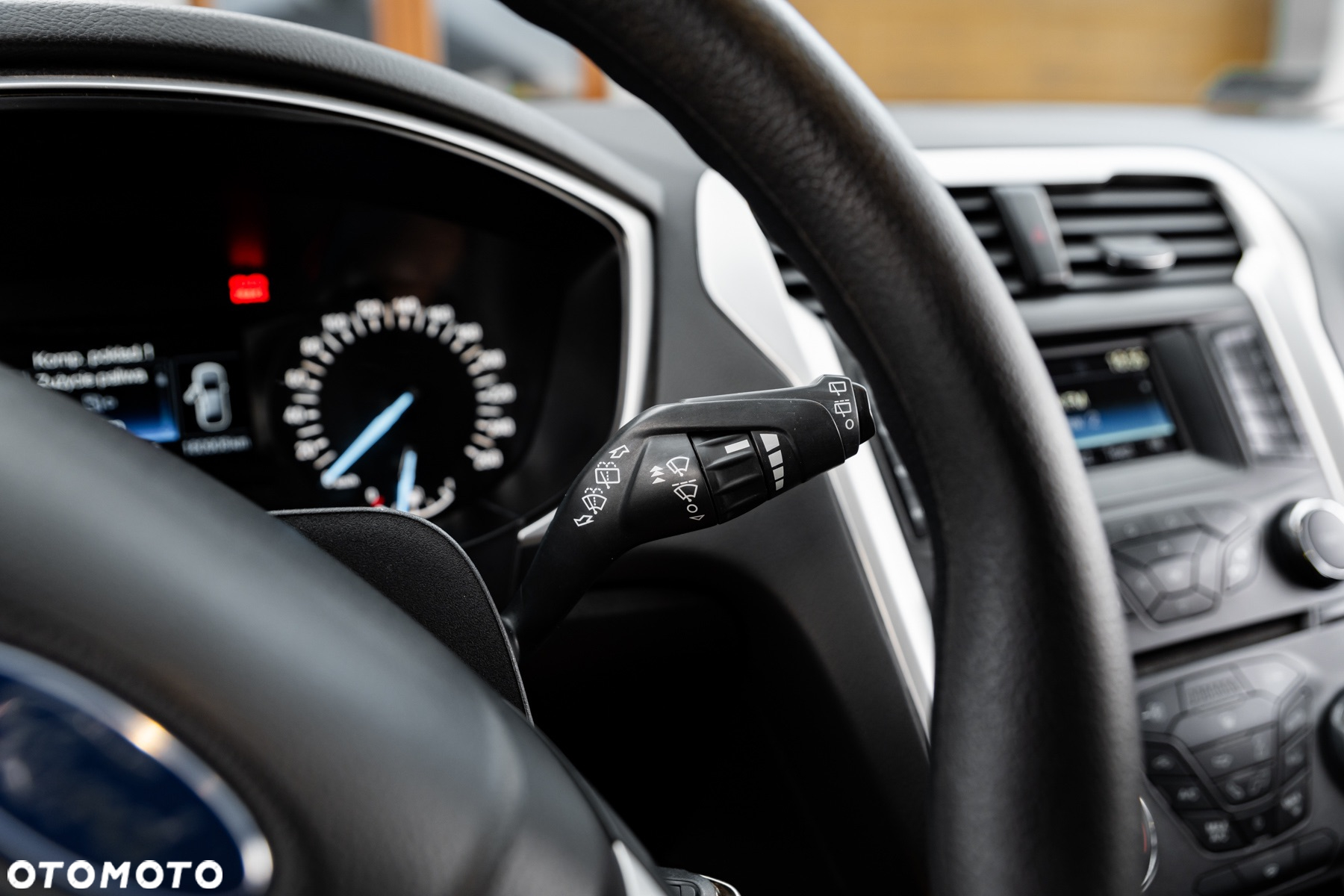 Ford Mondeo 1.5 EcoBoost Ambiente - 31