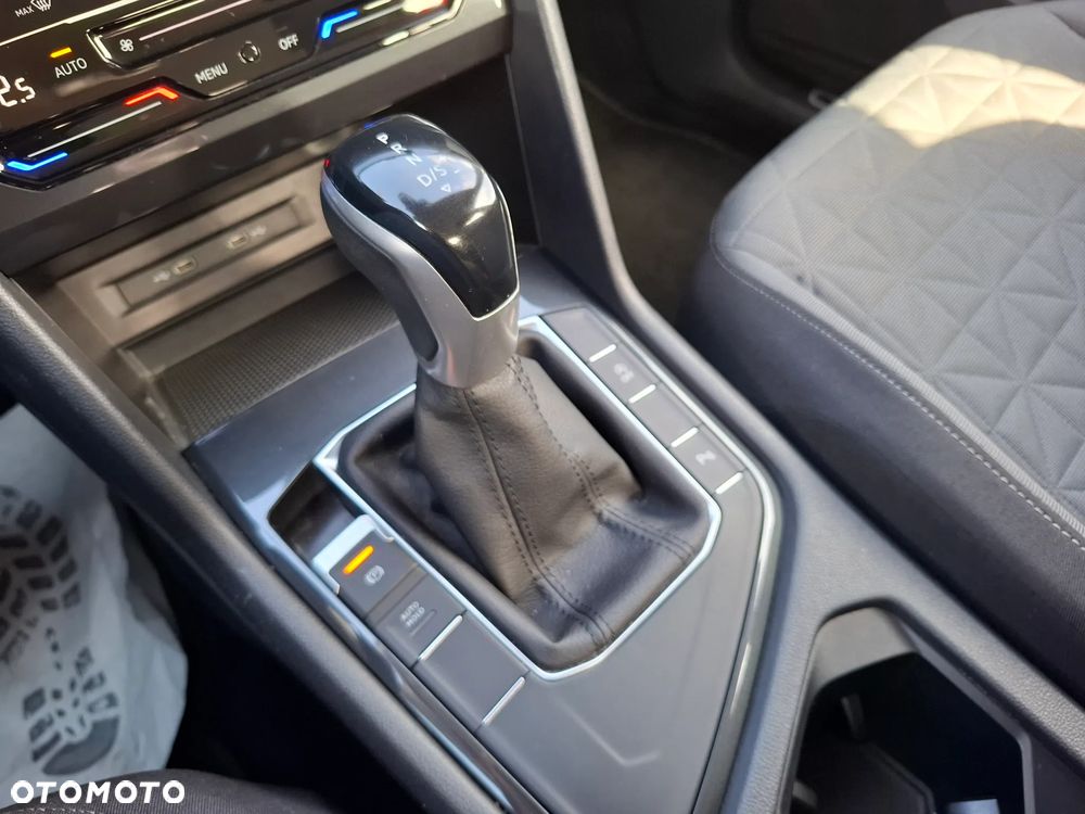 Volkswagen Tiguan 2.0 TDI SCR DSG Life - 31