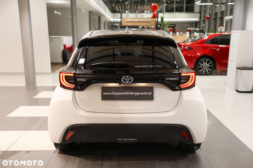 Toyota Yaris - 8