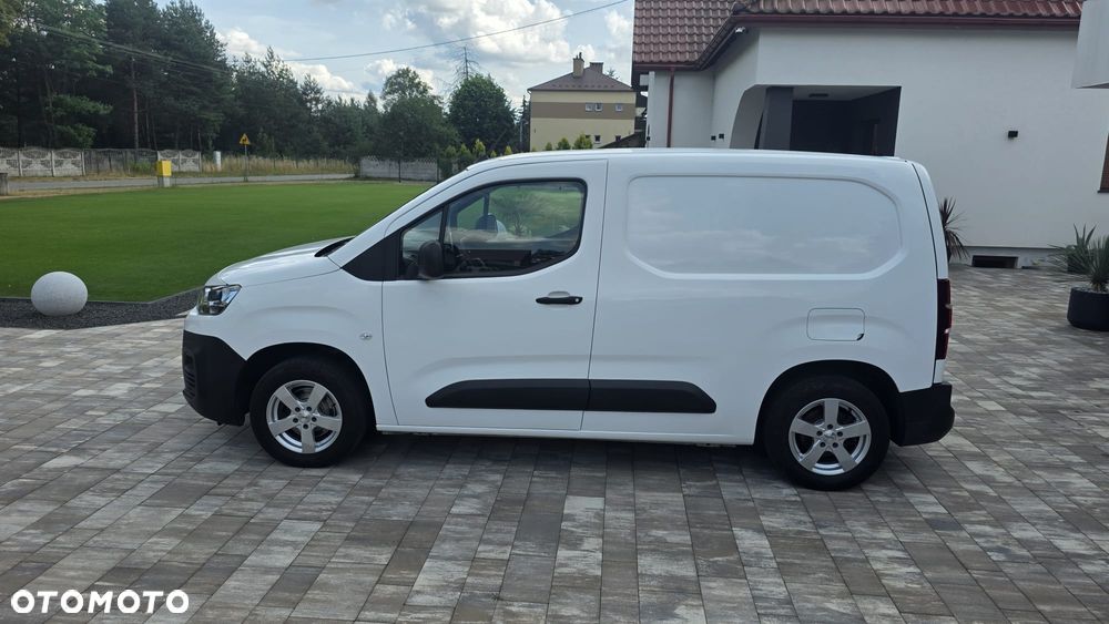 Citroën BERLINGO - 21