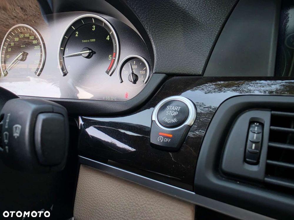 BMW Seria 5 - 33