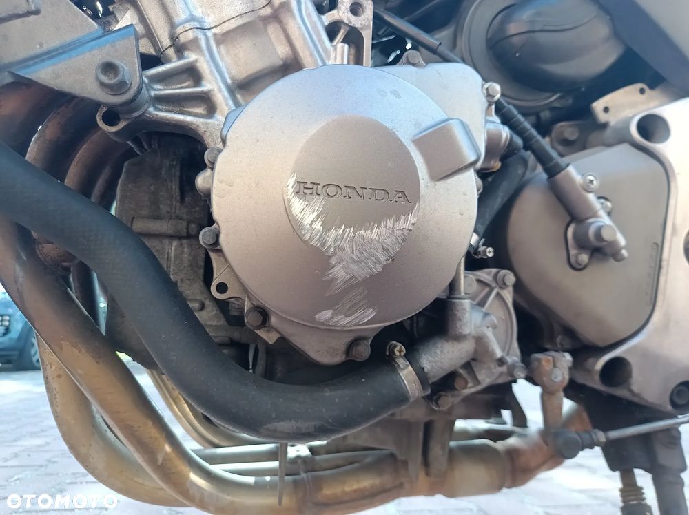 Honda CB - 23