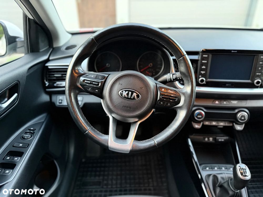 Kia Stonic 1.4 L - 15