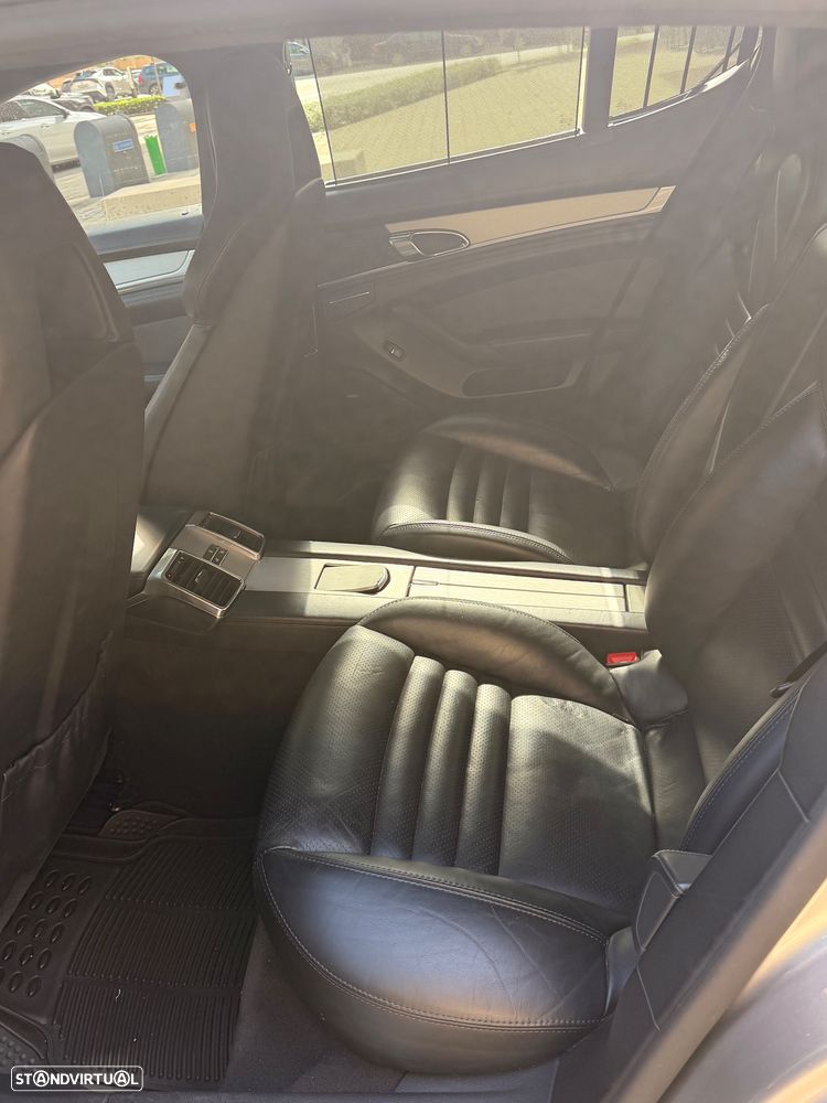 Porsche Panamera Turbo S PDK - 10
