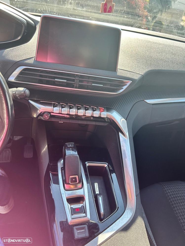Peugeot 3008 2.0 BlueHDi GT EAT8 - 6