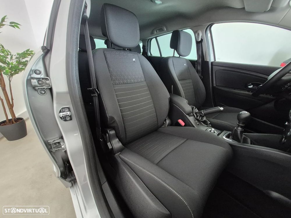 Renault Mégane Sport Tourer 1.5 dCi Limited - 14