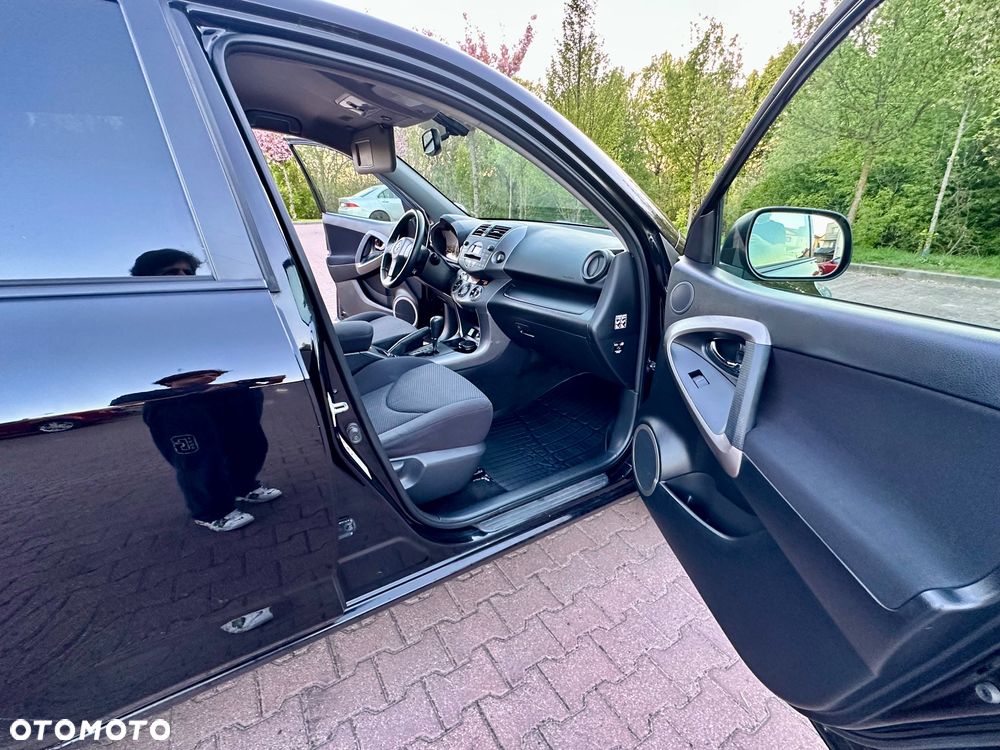 Toyota RAV4 2.0 VVT-i Premium - 15