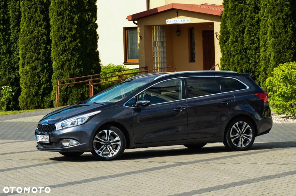 Kia Ceed 1.6 GDI SW Vision - 6