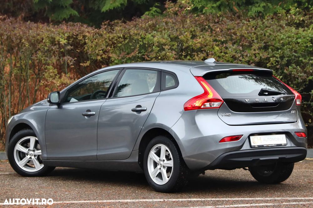 Volvo V40 D2 Kinetic - 4