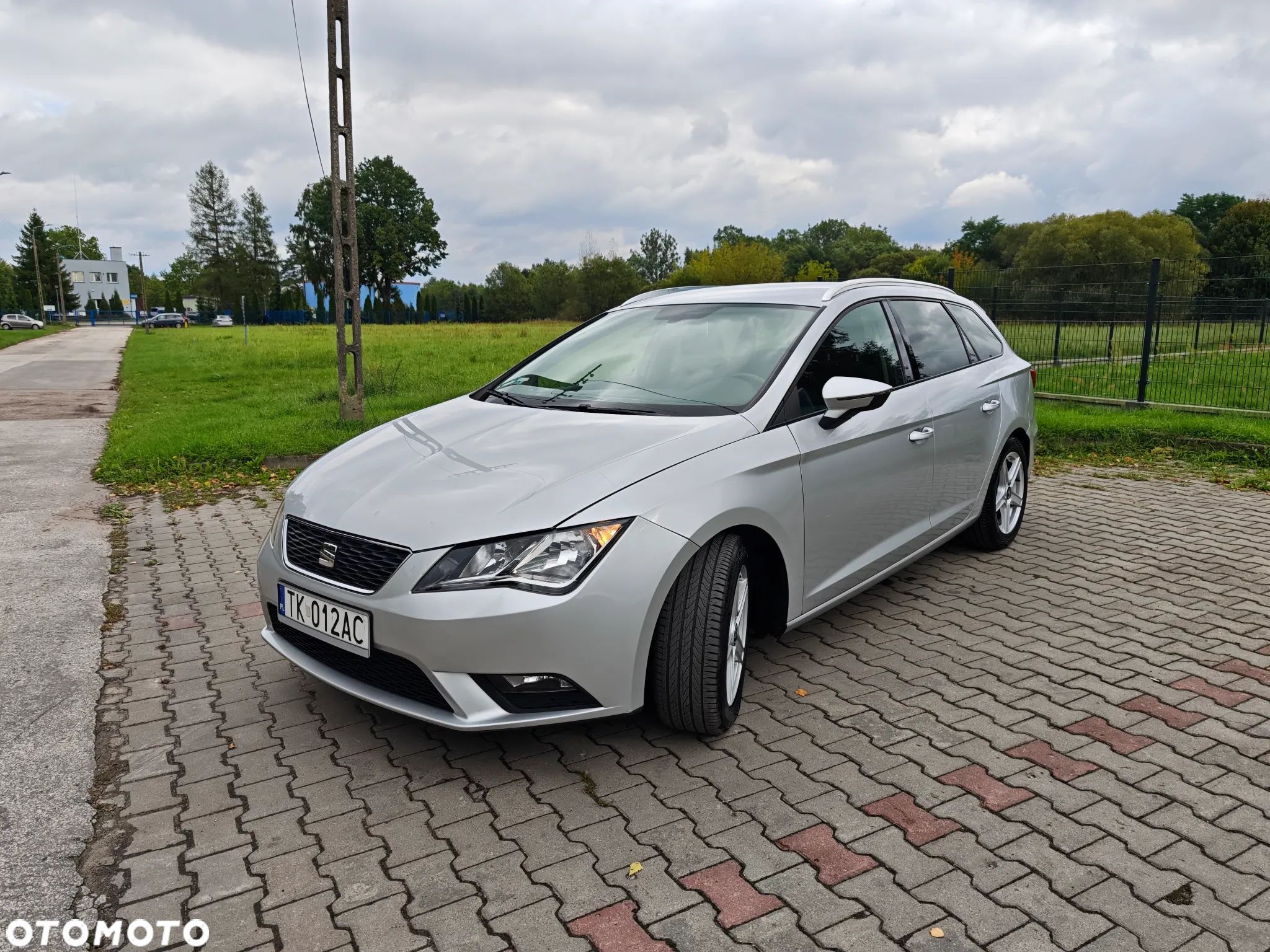 Seat Leon 1.6 TDI ECOMOTIVE Style - 1