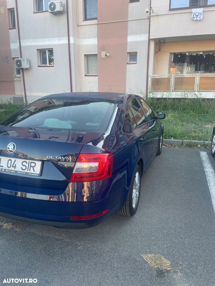 Skoda Octavia 1.6 TDI DSG Style - 7