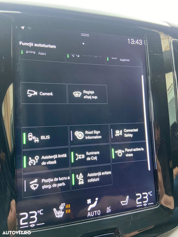 Volvo XC 60 D4 R-Design - 25