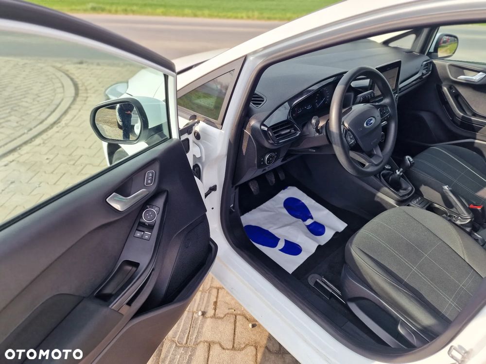 Ford Fiesta 1.0 EcoBoost S&S TREND - 17