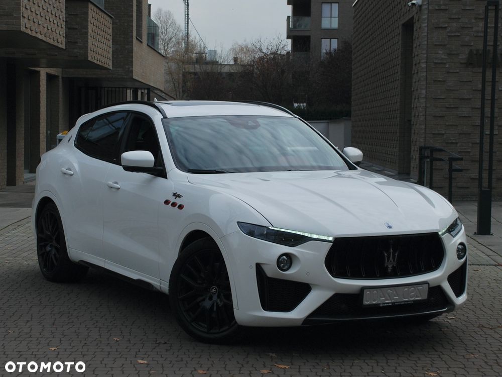 Maserati Levante - 11