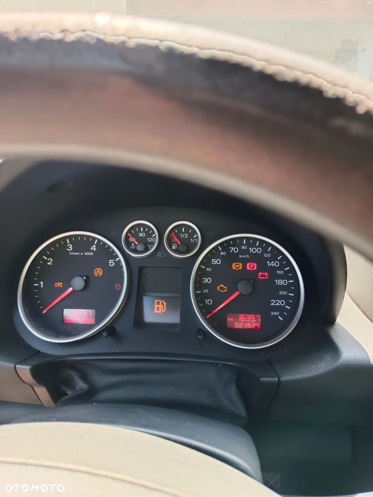 Audi A2 1.4 - 6