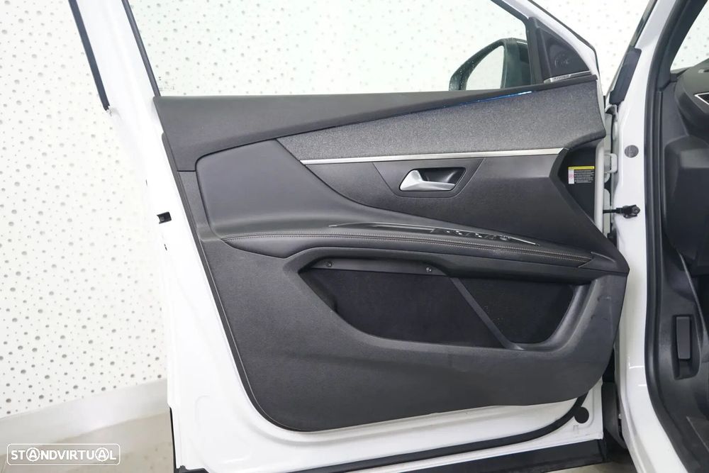 Peugeot 5008 - 19