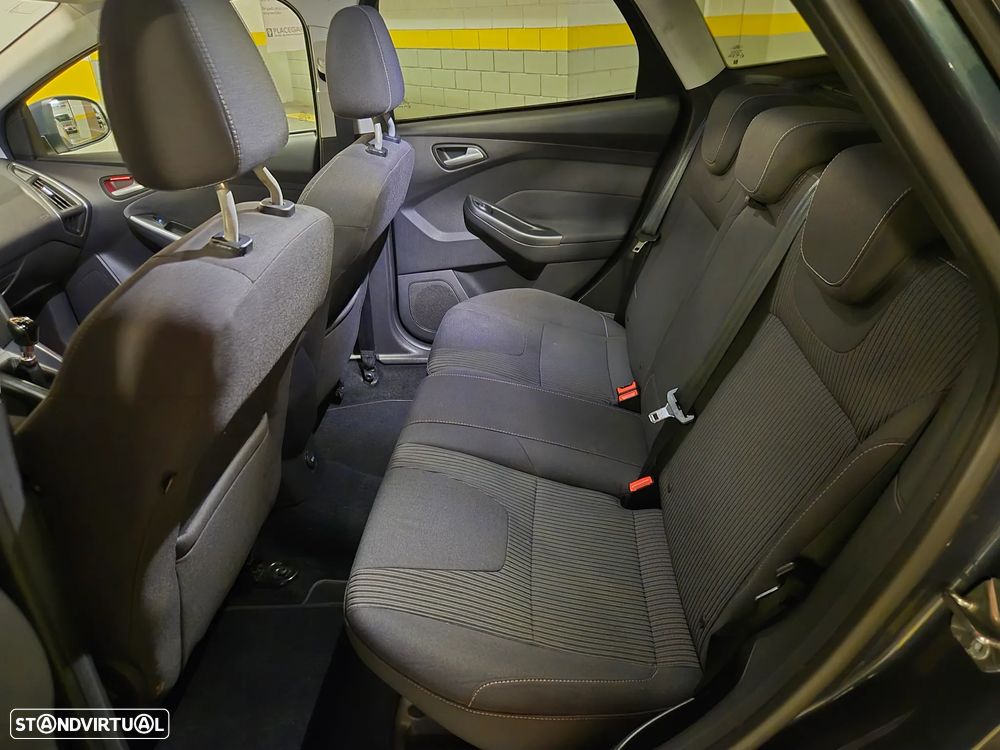 Ford Focus SW 1.6 TDCi Titanium Best - 25