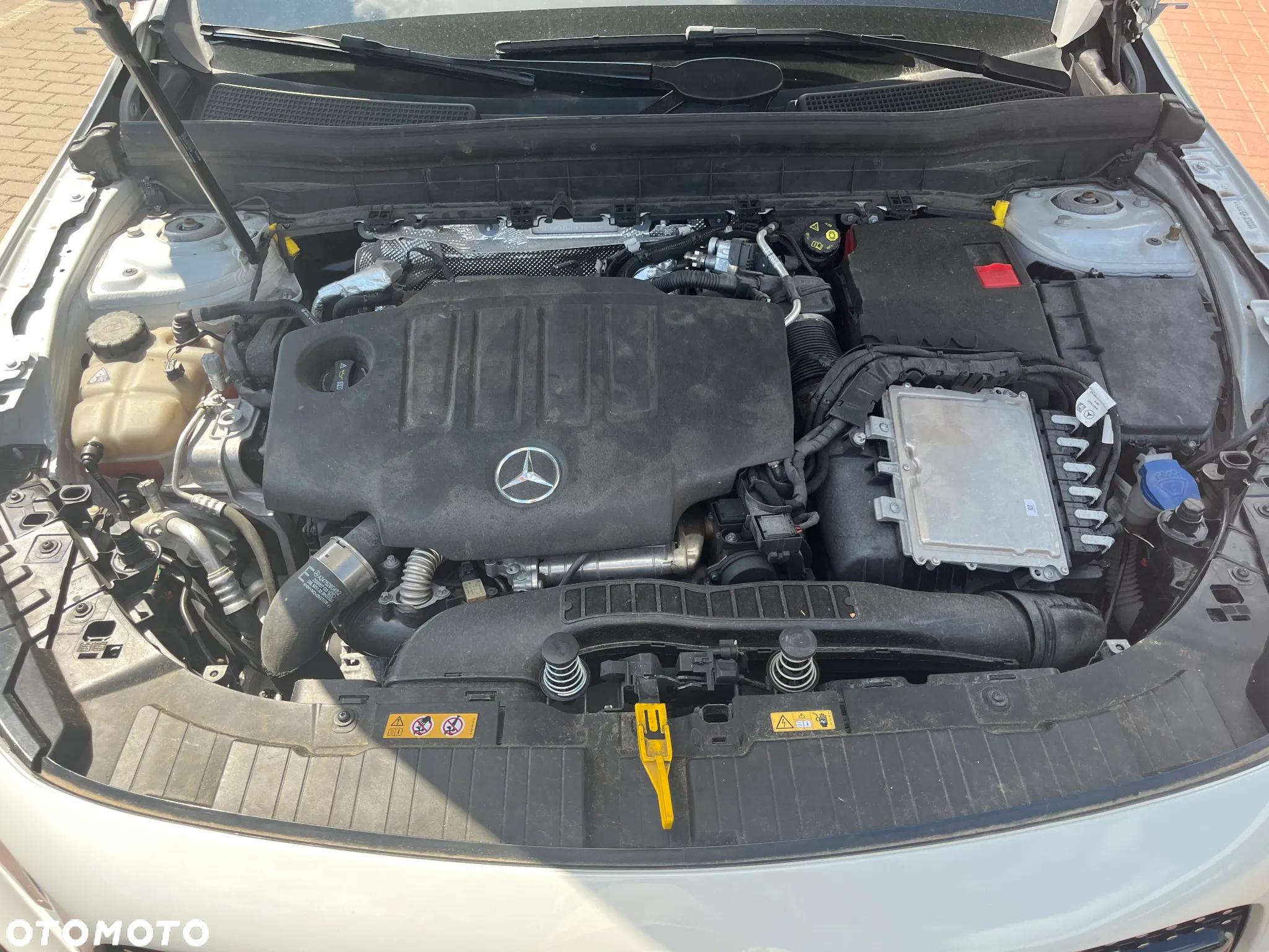Mercedes-Benz GLB 180 d AMG Line 8G-DCT - 15