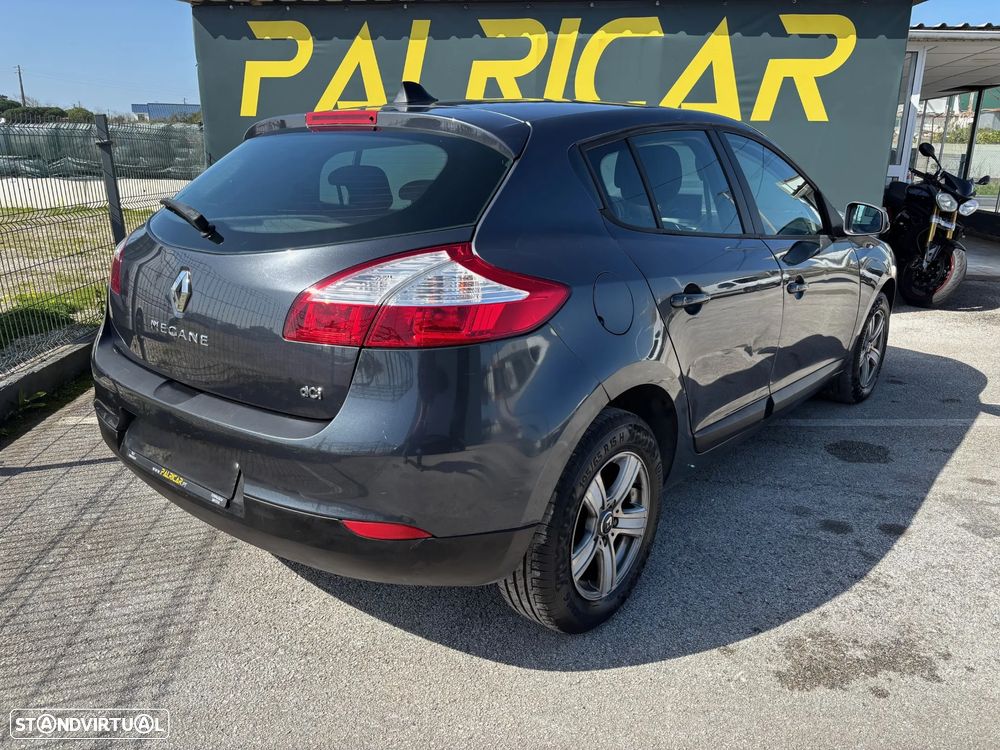 Renault Mégane 1.5 dCi Confort - 8