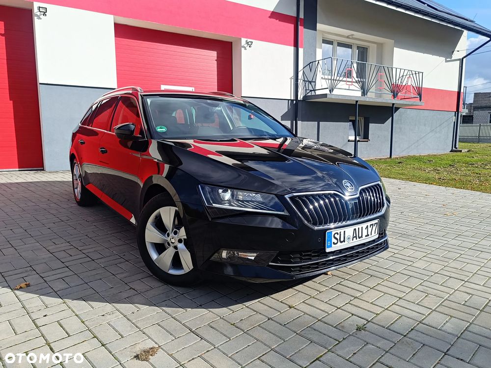 Skoda Superb 2.0 TDI DSG Premium Edition - 1