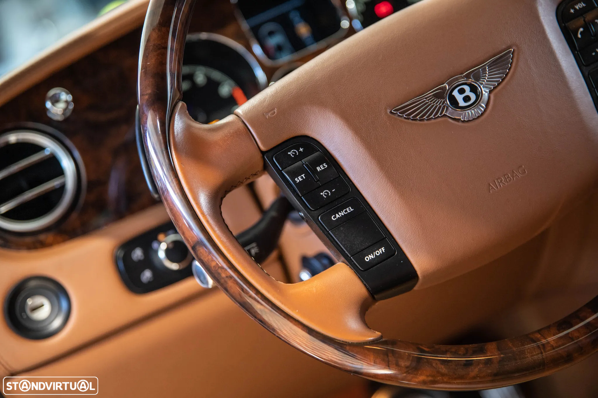 Bentley Continental GT - 28