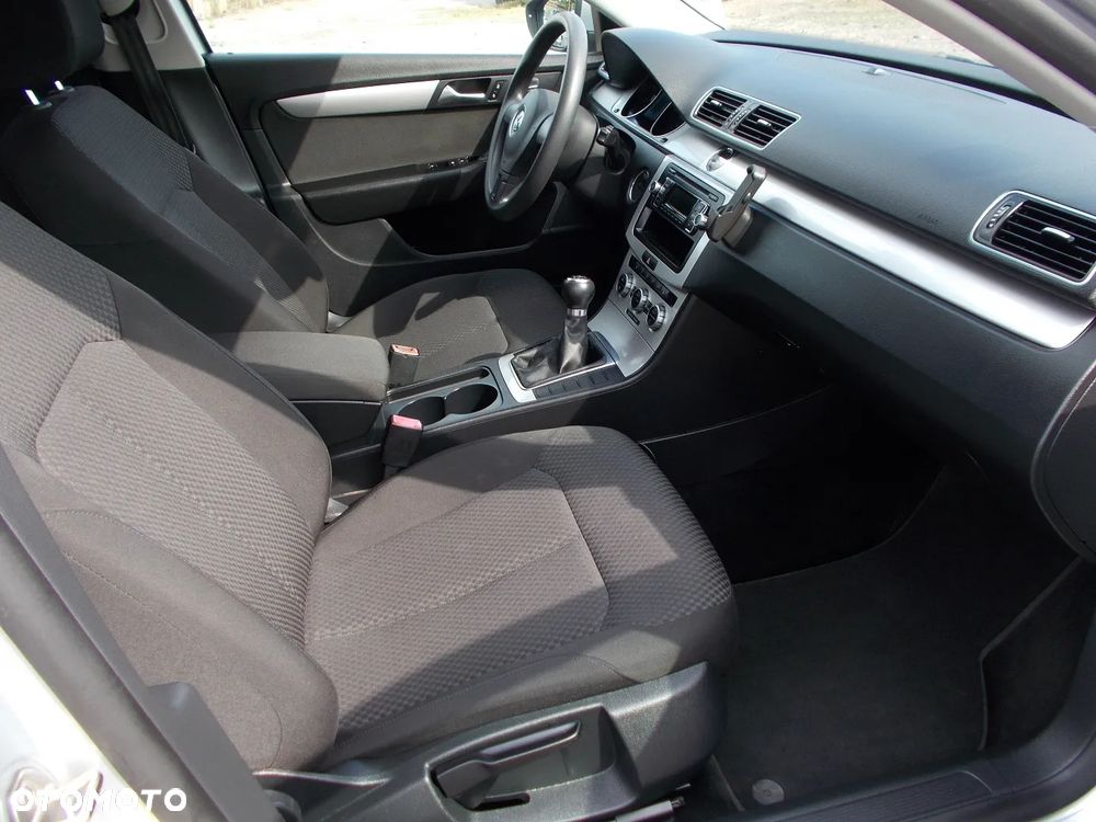 Volkswagen Passat 1.4 TSI BlueMotion Technology Trendline - 11