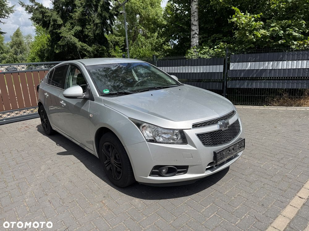 Chevrolet Cruze 1.8 Automatik LTZ - 2