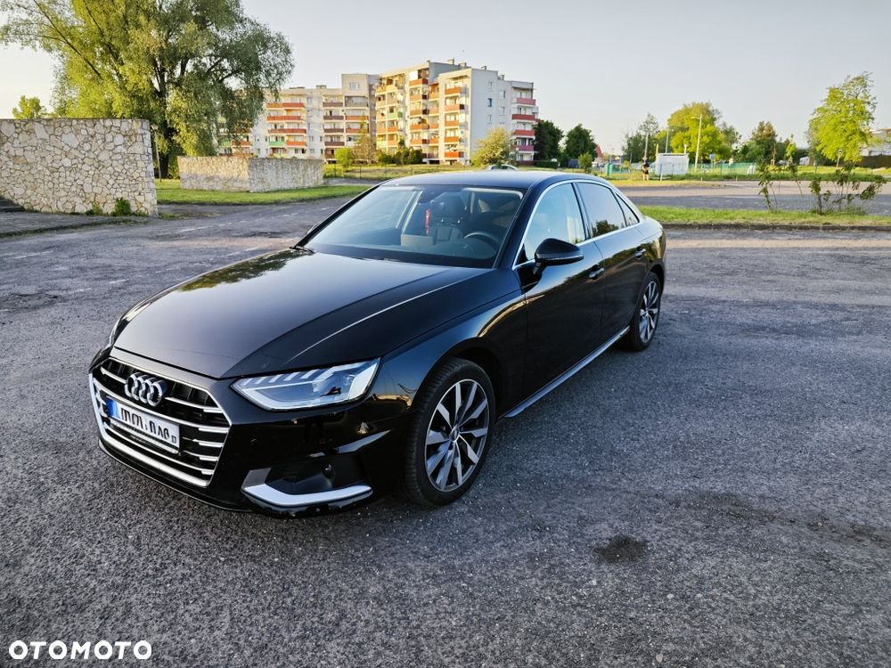Audi A4 Limousine - 1