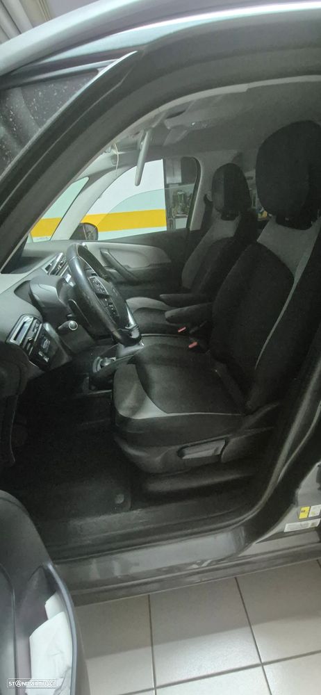 Citroën C4 Grand Picasso 1.6 e-HDi Intensive ETG6 - 8